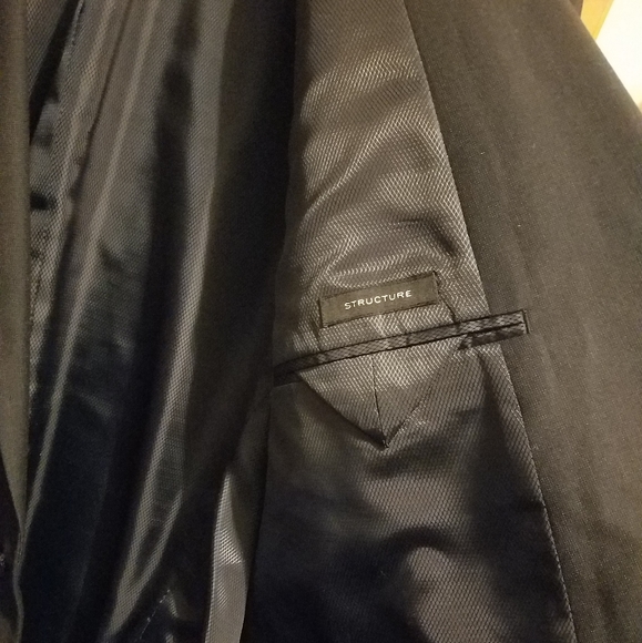 Modern Suit Jacket - Picture 2 of 7
